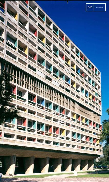 Inicio del Estilo Internacional - L'Unité d'habitation en Marsella