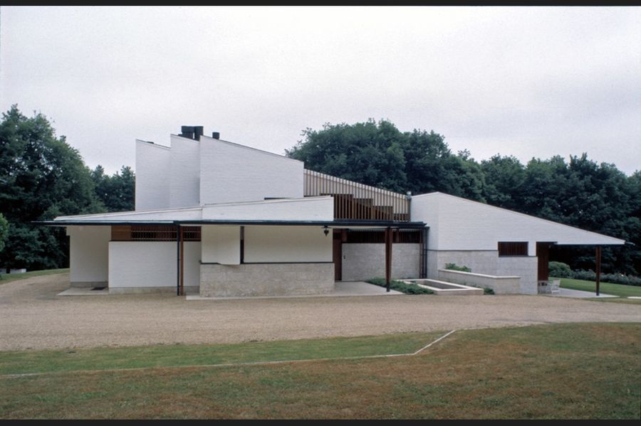 Maison louis Carré