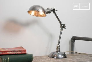 Lámpara de doble brazo plateada