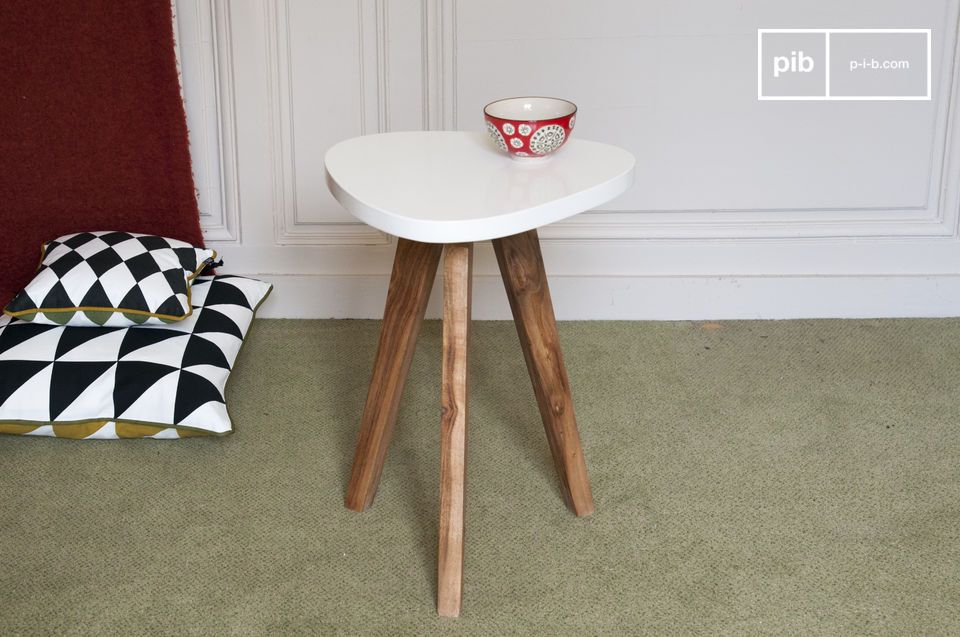 Esta mesa auxiliar complementará todo el estilo de su decoración