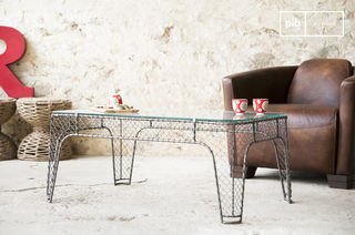Mesa de café industrial de metal con rejilla Ontario