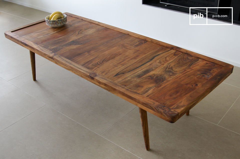 Esta elegante mesa de centro está inspirada en el diseño escandinavo vintage