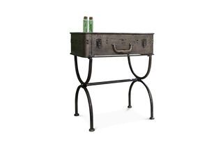 Mesa Louis Latch