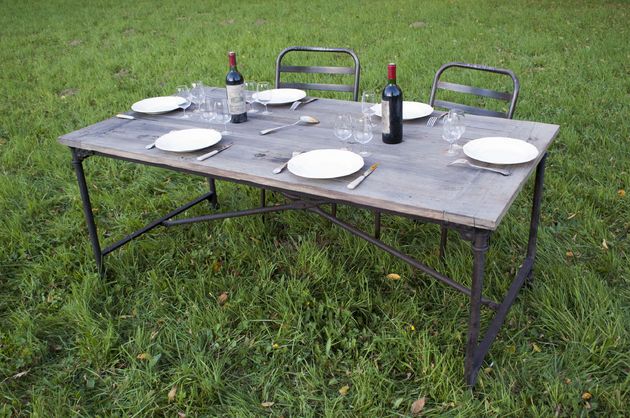 Mesa Tapiz de olmo recuperado